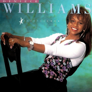 美女和帅哥在努力生孩子
