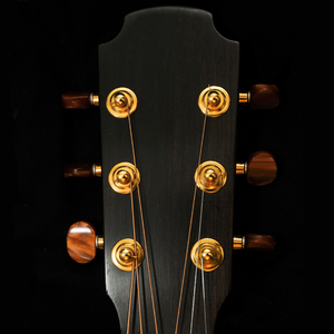 美女和帅哥在努力生孩子
