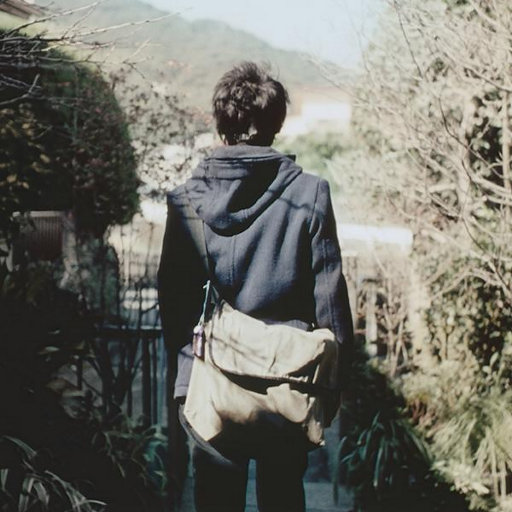 美女和帅哥在努力生孩子
